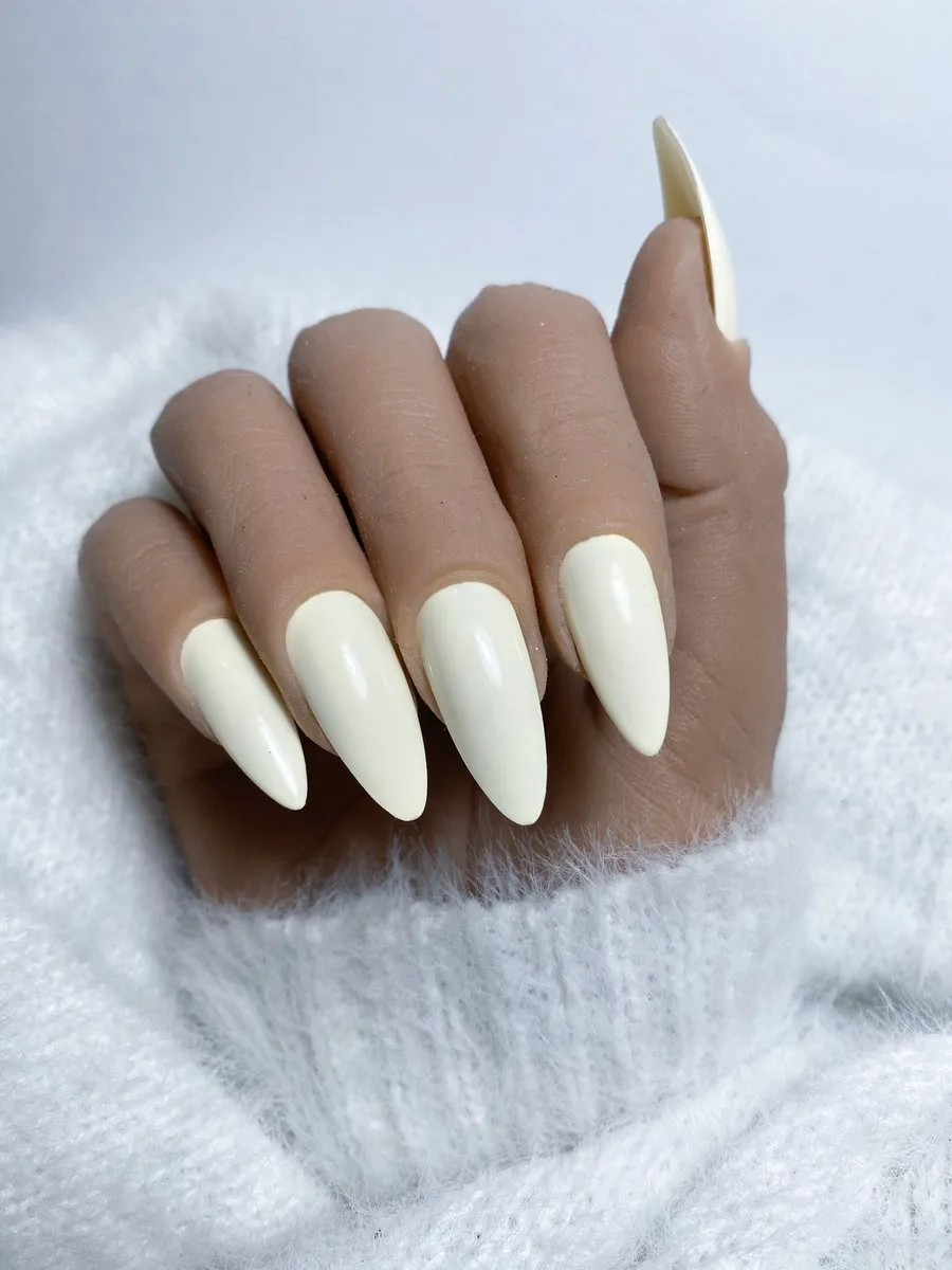 151 - Fuzzy duckling | Koko & Claire Gel Polish