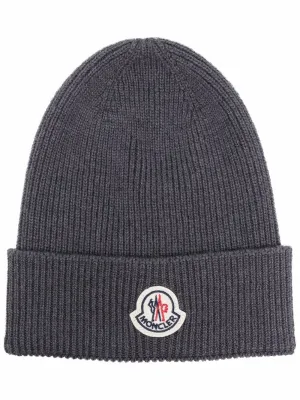 logo-patch knitted beanie hat