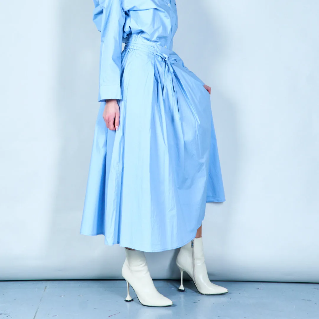 Pleated skirt with tie waist wholesale
