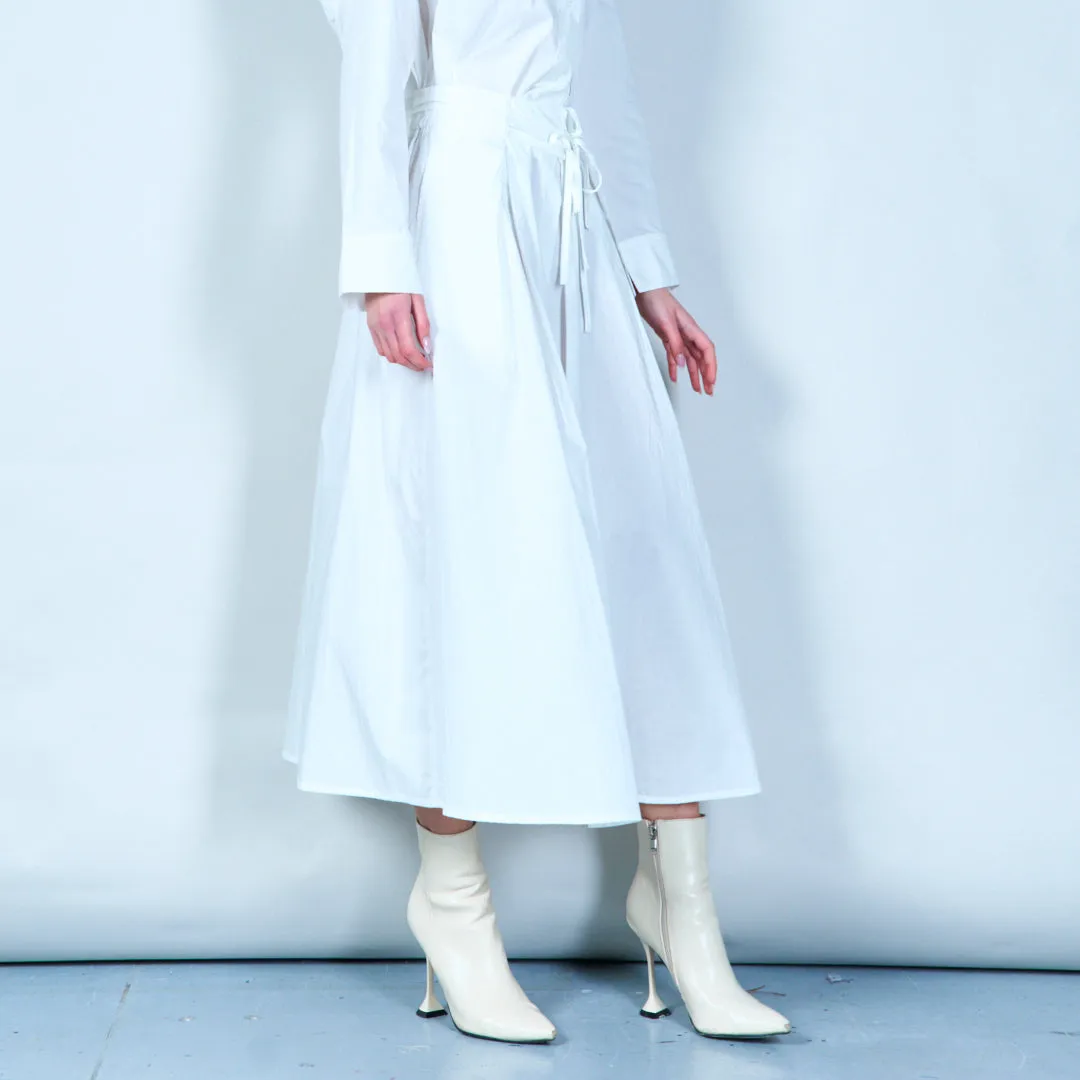 Pleated skirt with tie waist wholesale