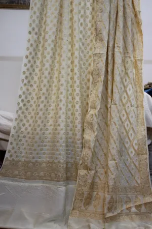 Pure Elegance: White Handloom 3 Pcs Cotton Silk Banarasi Dress Material