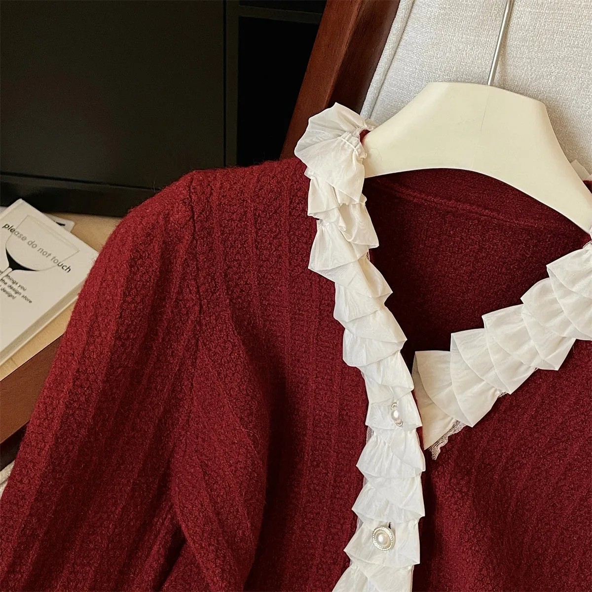 Ruffled Lace Trim Delicate Knitted Cardigan