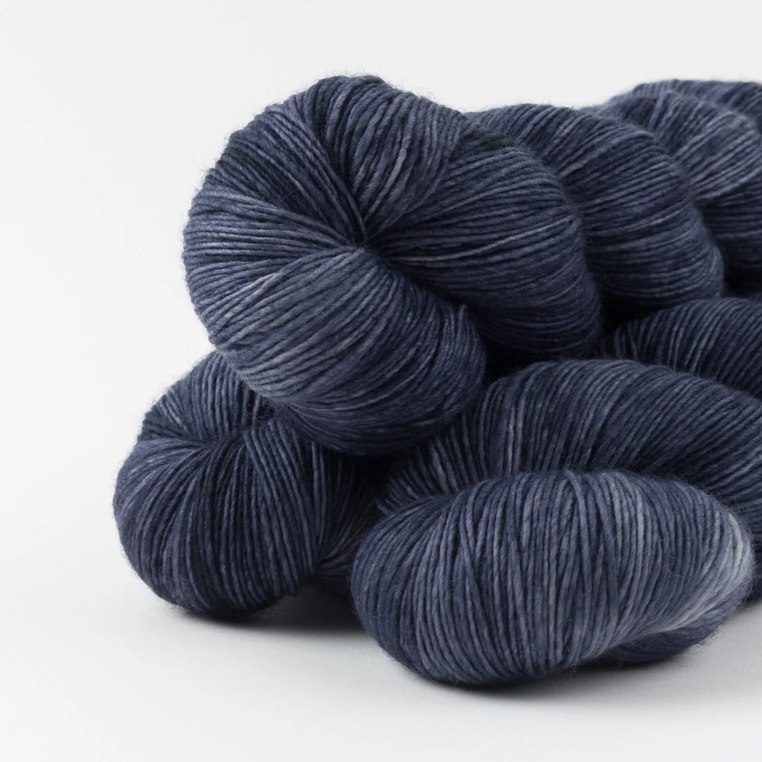 SYSLERIGET SINGLES - STORM BLUE