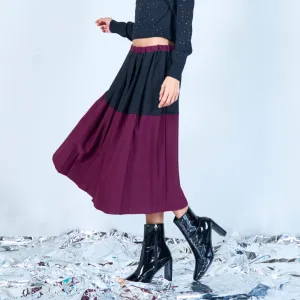 Two-tone pleated midi skirt with elastic waistband wholesale